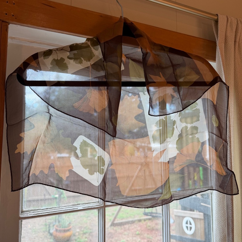 Elaine Gold Collection XIIX Silk Scarf Brown Botanical Autumn Leaf Print 21x20 - Picture 6 of 11